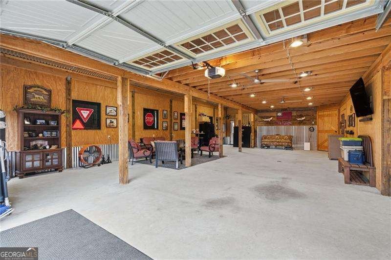 8525 Lanierland Farms Drive Gainesville - 29