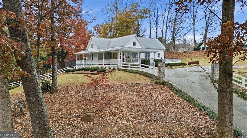 8525 Lanierland Farms Drive Gainesville - 33