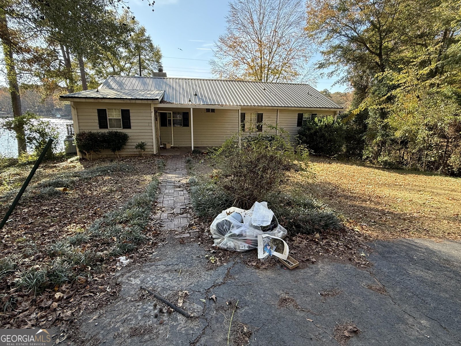 90 Waters Bridge Circle Covington - 4