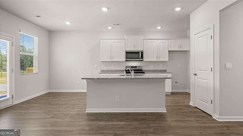 5437 Baybrook Circle College Park - 2