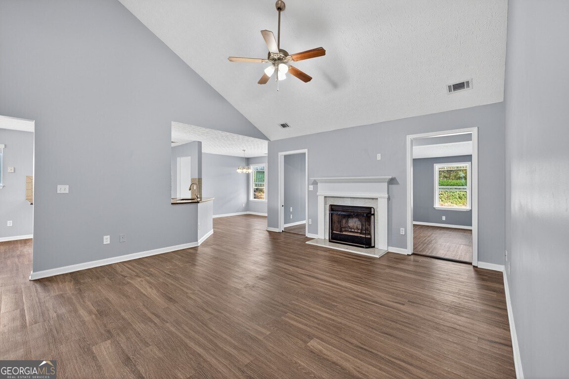 412 Regan Drive Winder - 1