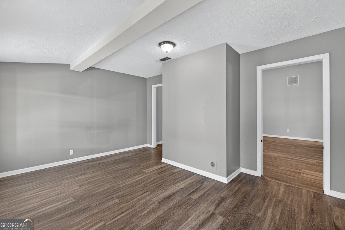 412 Regan Drive Winder - 12