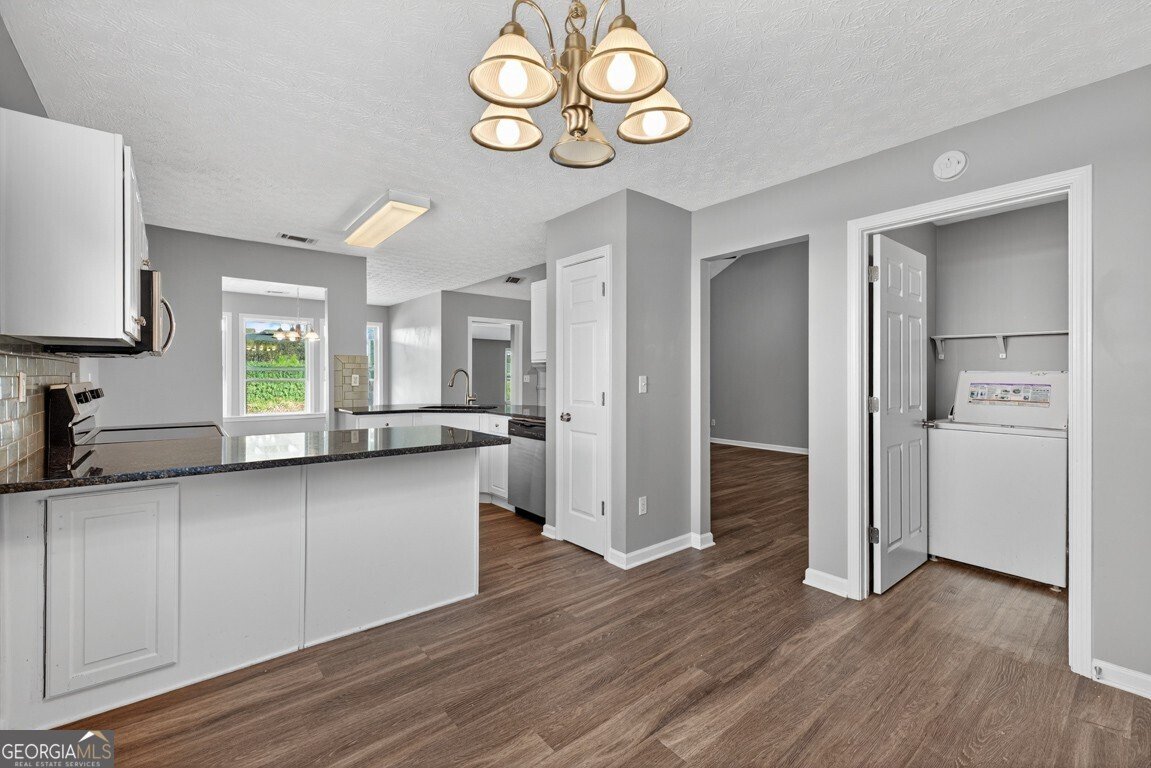 412 Regan Drive Winder - 6