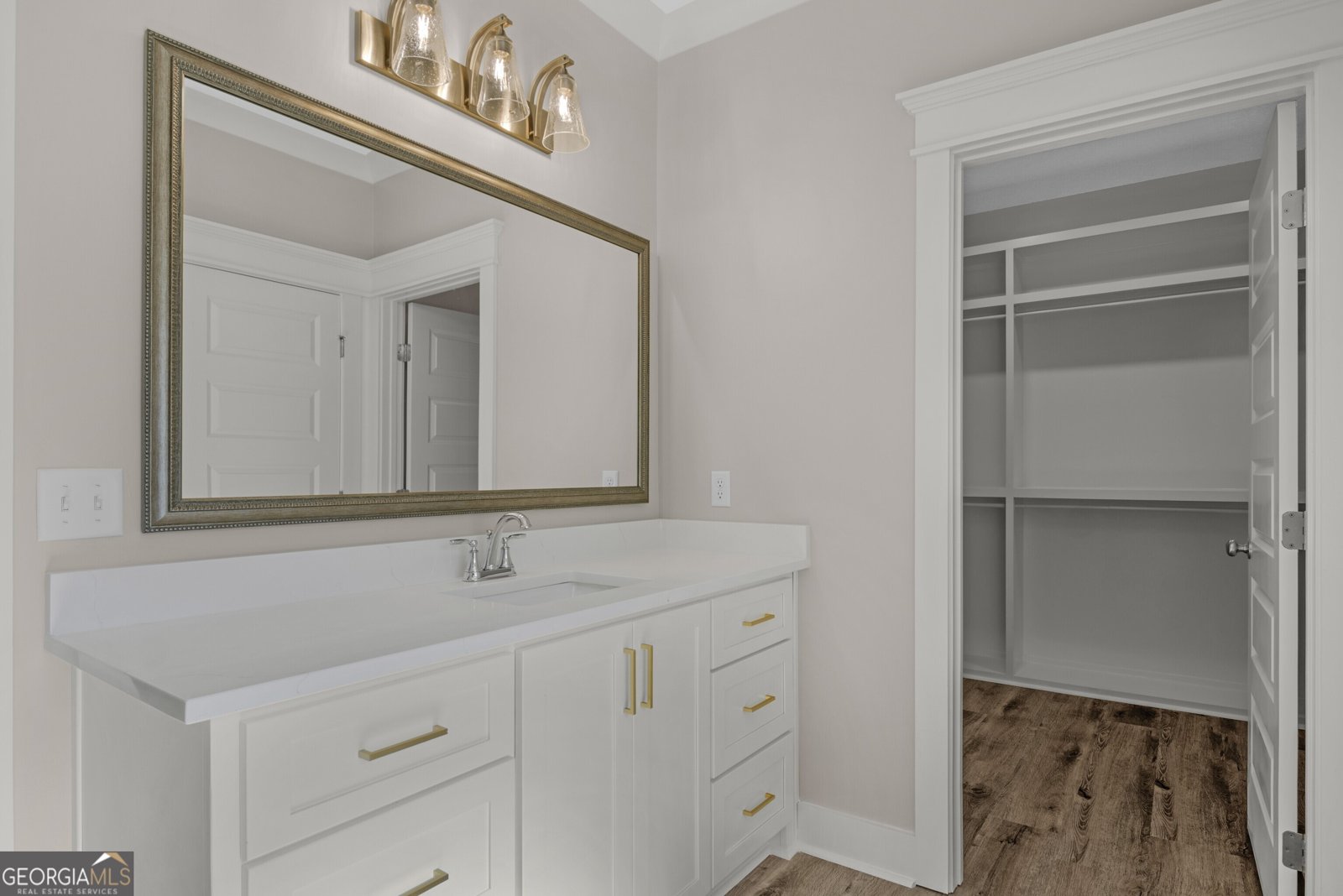 12 Wisteria Lane Claxton - 24