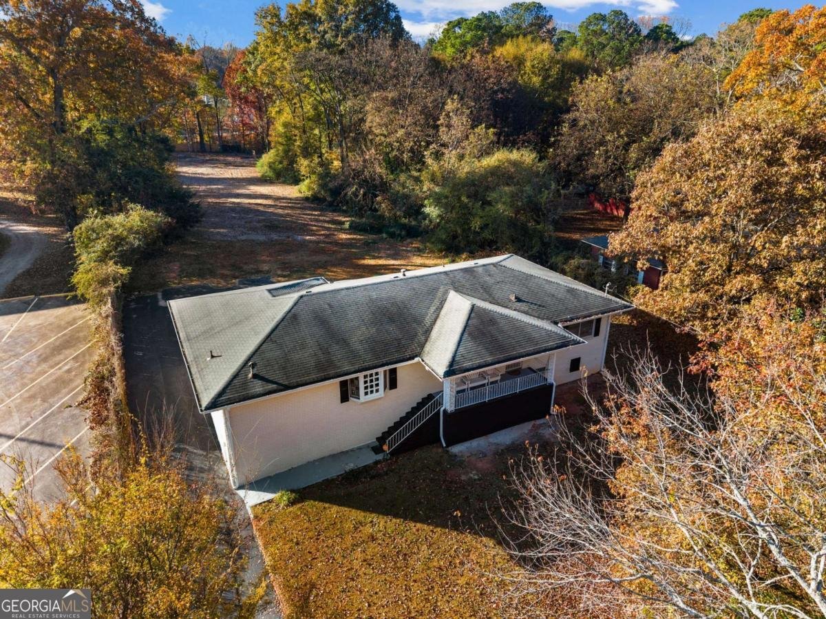 1021 Wisteria Drive Mableton - 3