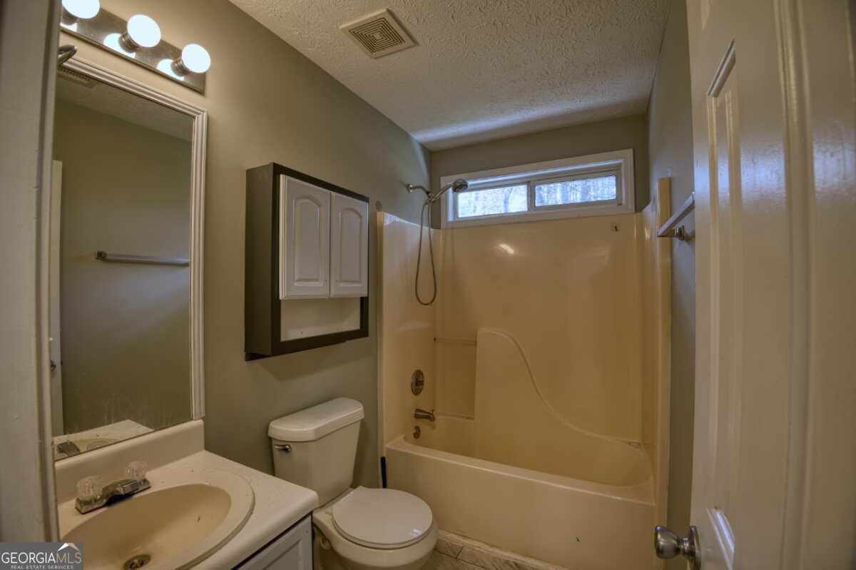 1679 Bullock Trail Loganville - 5