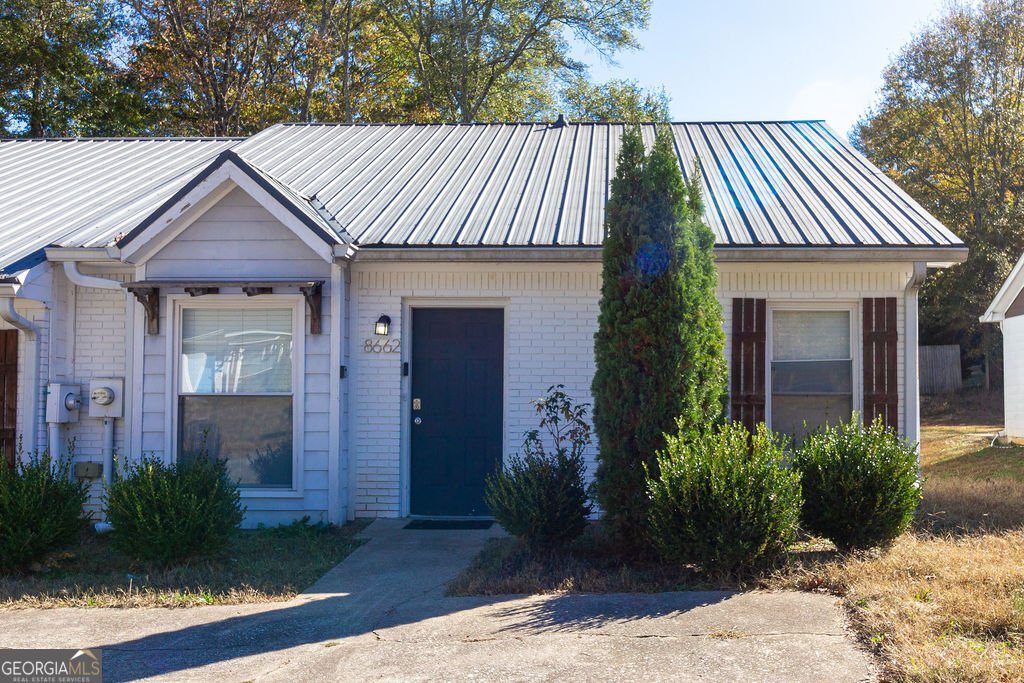 8662 Ashley Way Douglasville - main photo
