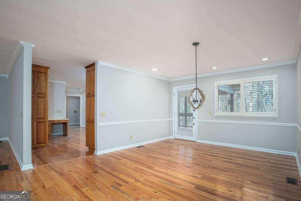 323 McCartan Trail Clarkesville - 15