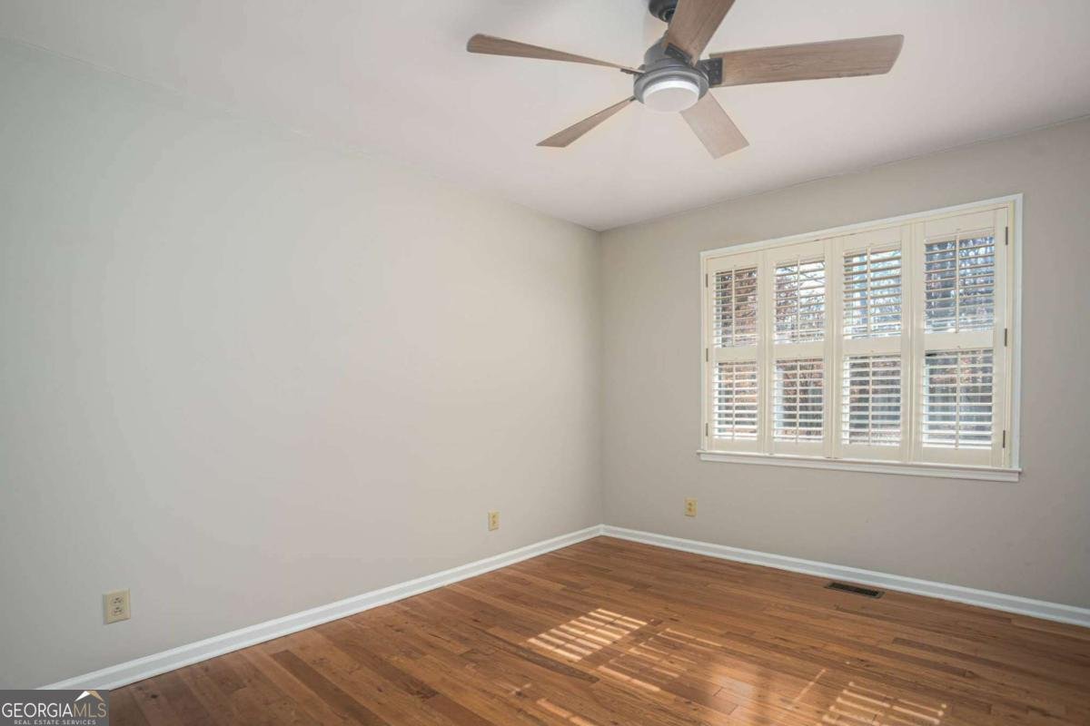 323 McCartan Trail Clarkesville - 33