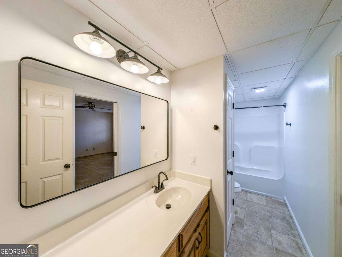 323 McCartan Trail Clarkesville - 44