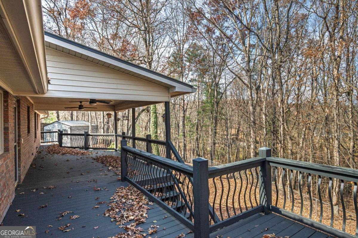 323 McCartan Trail Clarkesville - 46