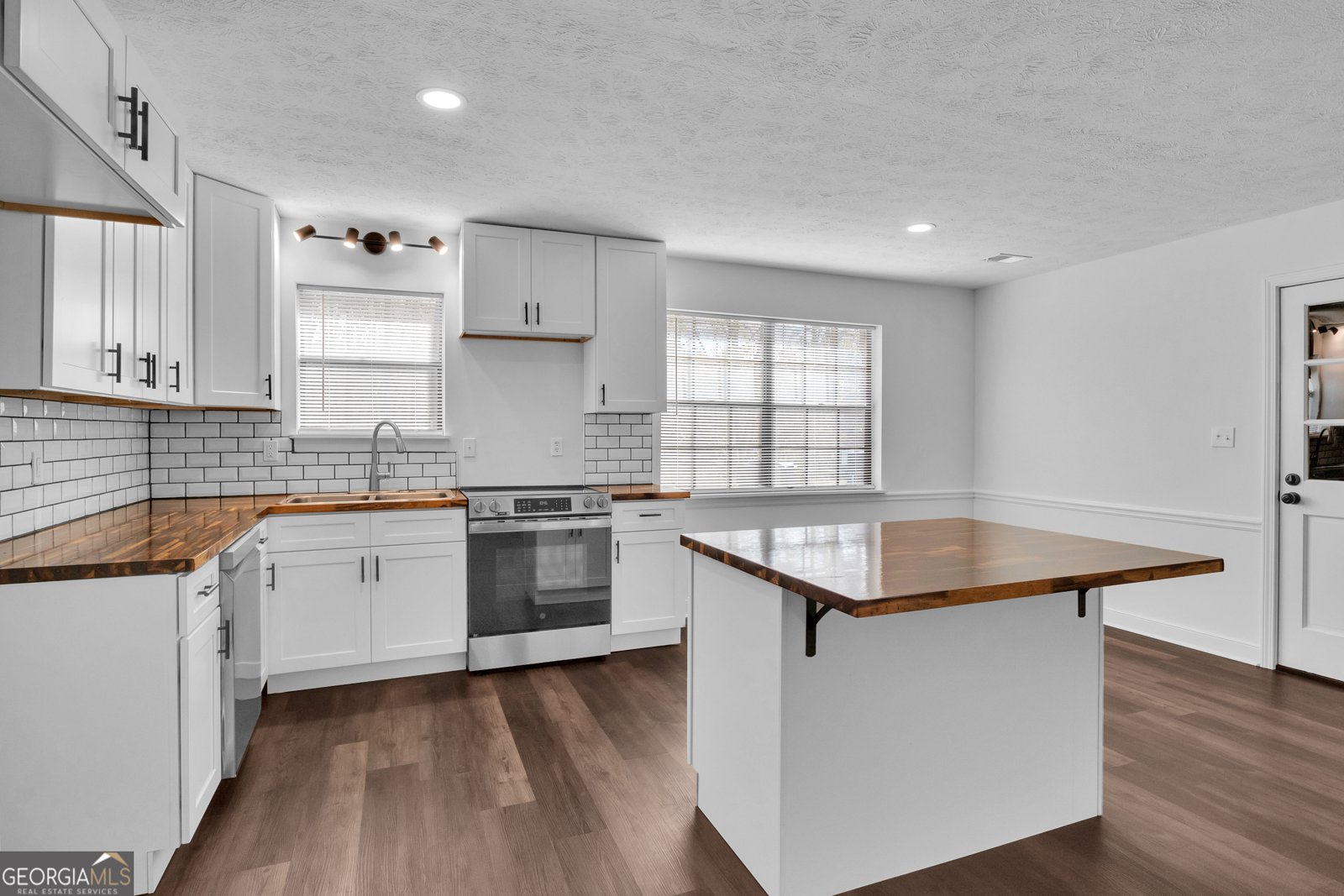 9056 Chestnut Lake Drive Jonesboro - 11