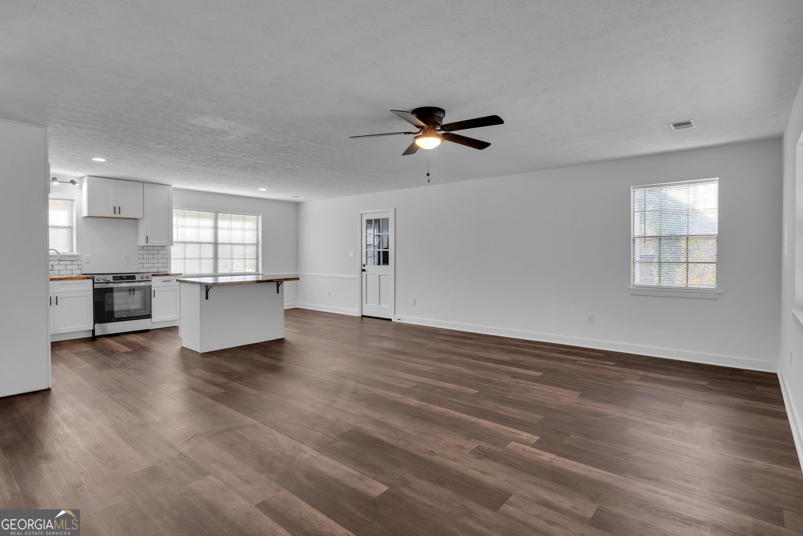 9056 Chestnut Lake Drive Jonesboro - 4