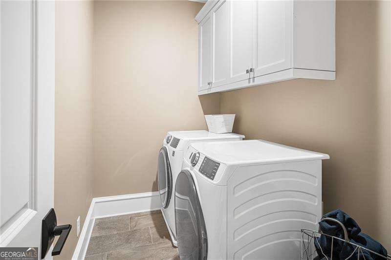 3715 Peachtree Road Atlanta - 27