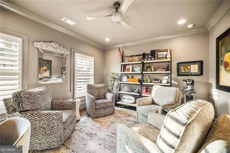 3715 Peachtree Road Atlanta - 36