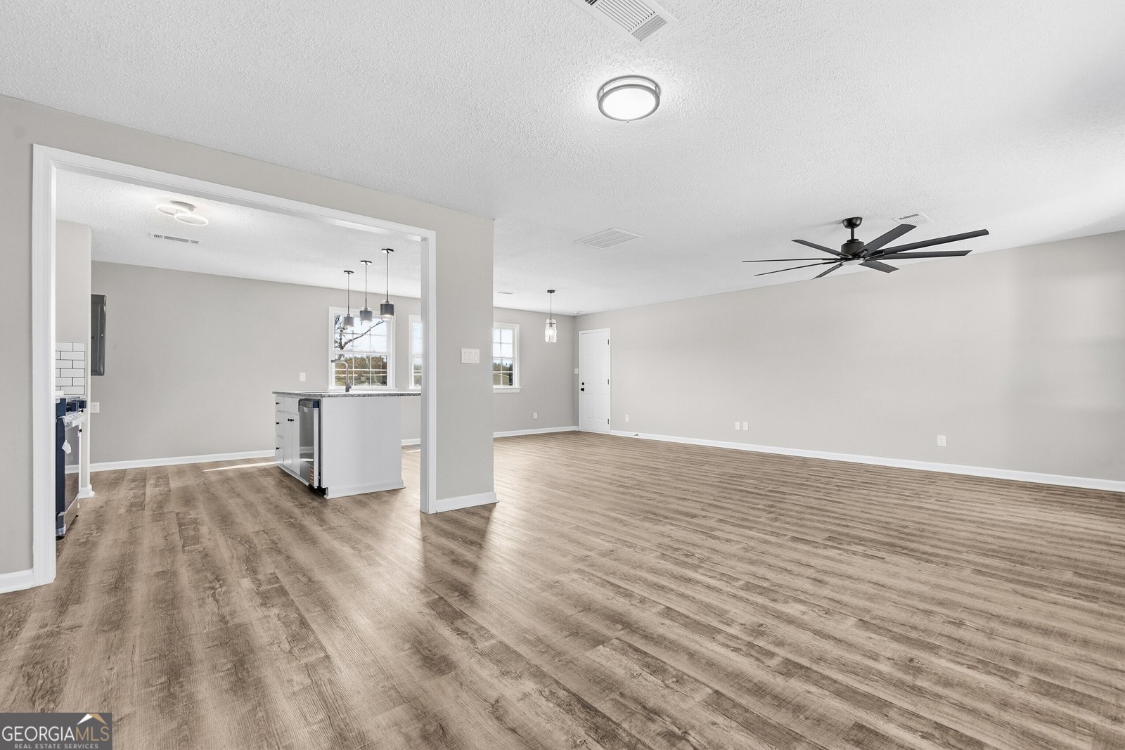 167 Erin Court Byron - 4