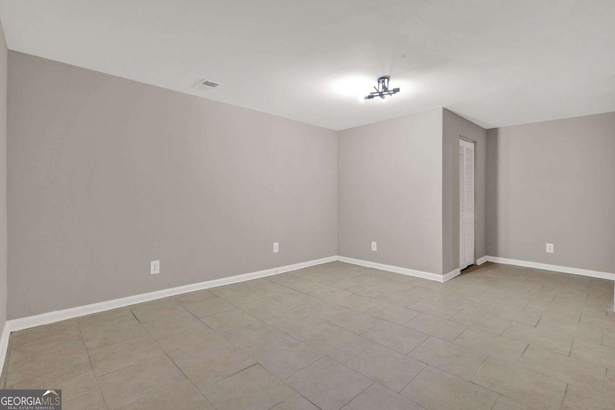 6230 Tennis Drive Fairburn - 33