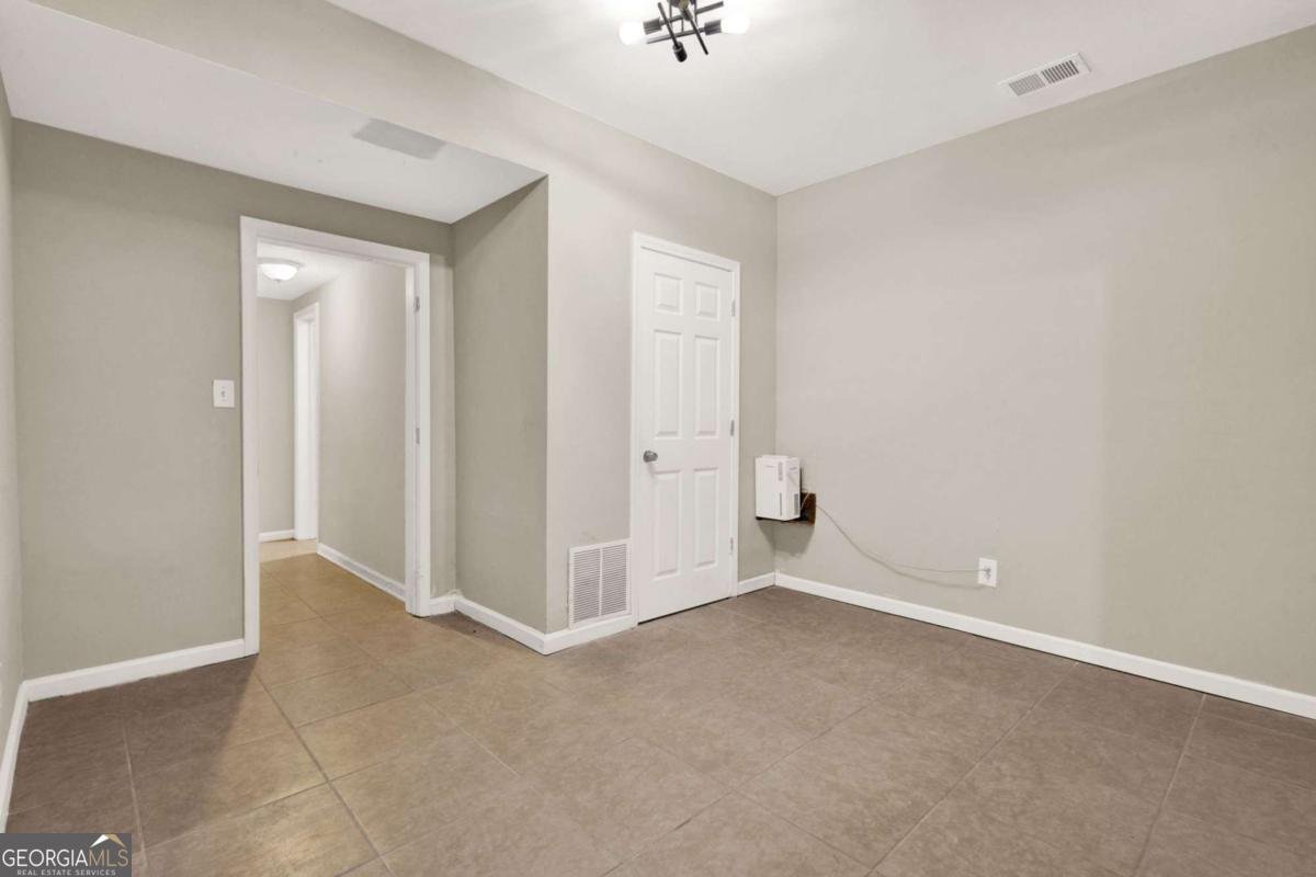 6230 Tennis Drive Fairburn - 34