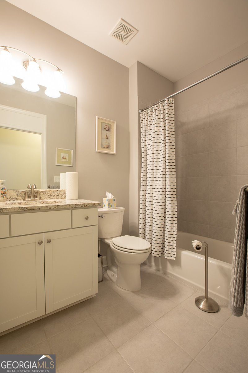 3671 Majestic Oak Drive Gainesville - 27