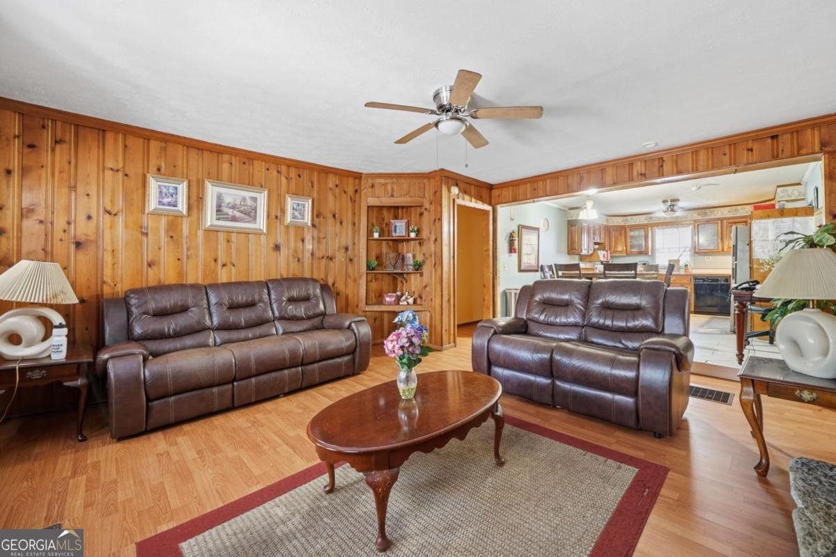 7417 Pleasant Hill Road Lithonia - 20