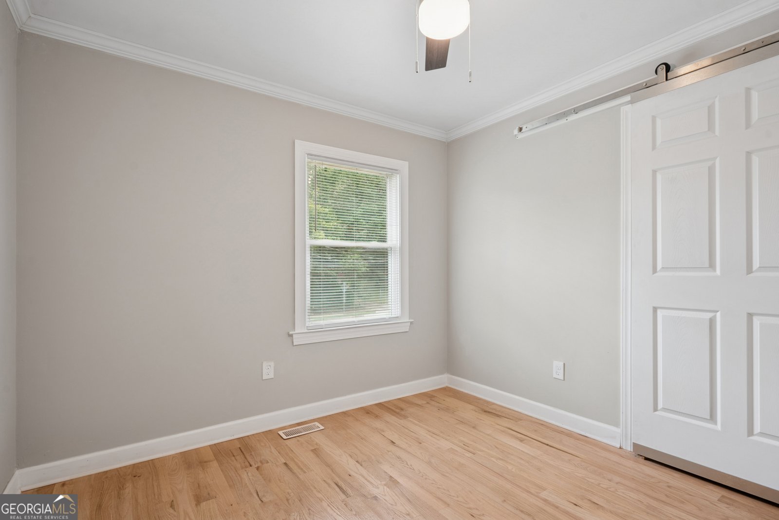 1335 East Washington Avenue East Point - 25