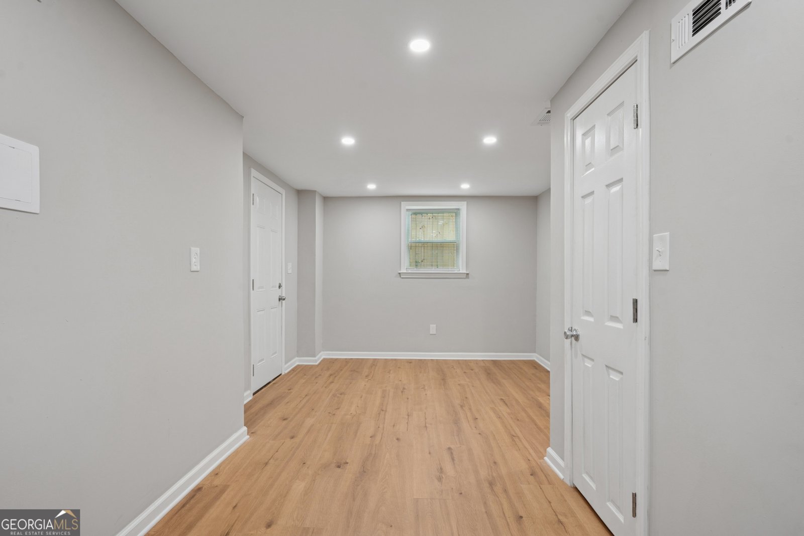 1335 East Washington Avenue East Point - 31