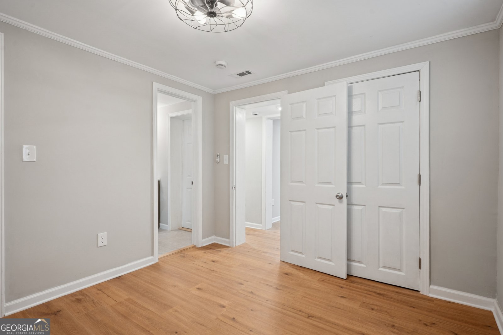 1335 East Washington Avenue East Point - 34