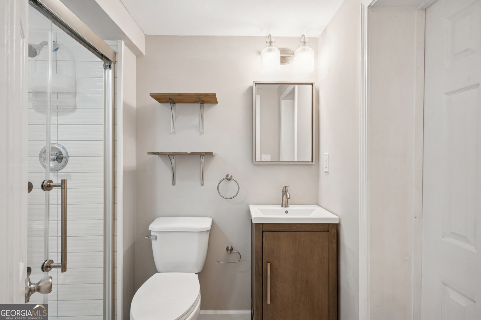 1335 East Washington Avenue East Point - 37