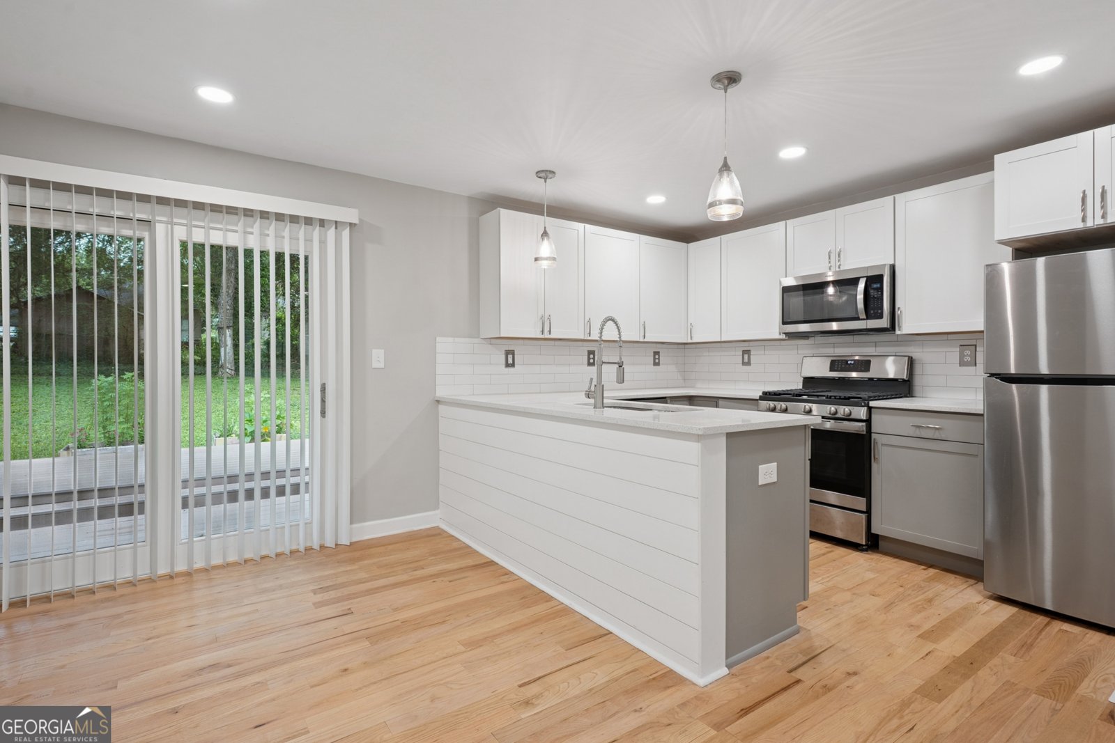 1335 East Washington Avenue East Point - 9