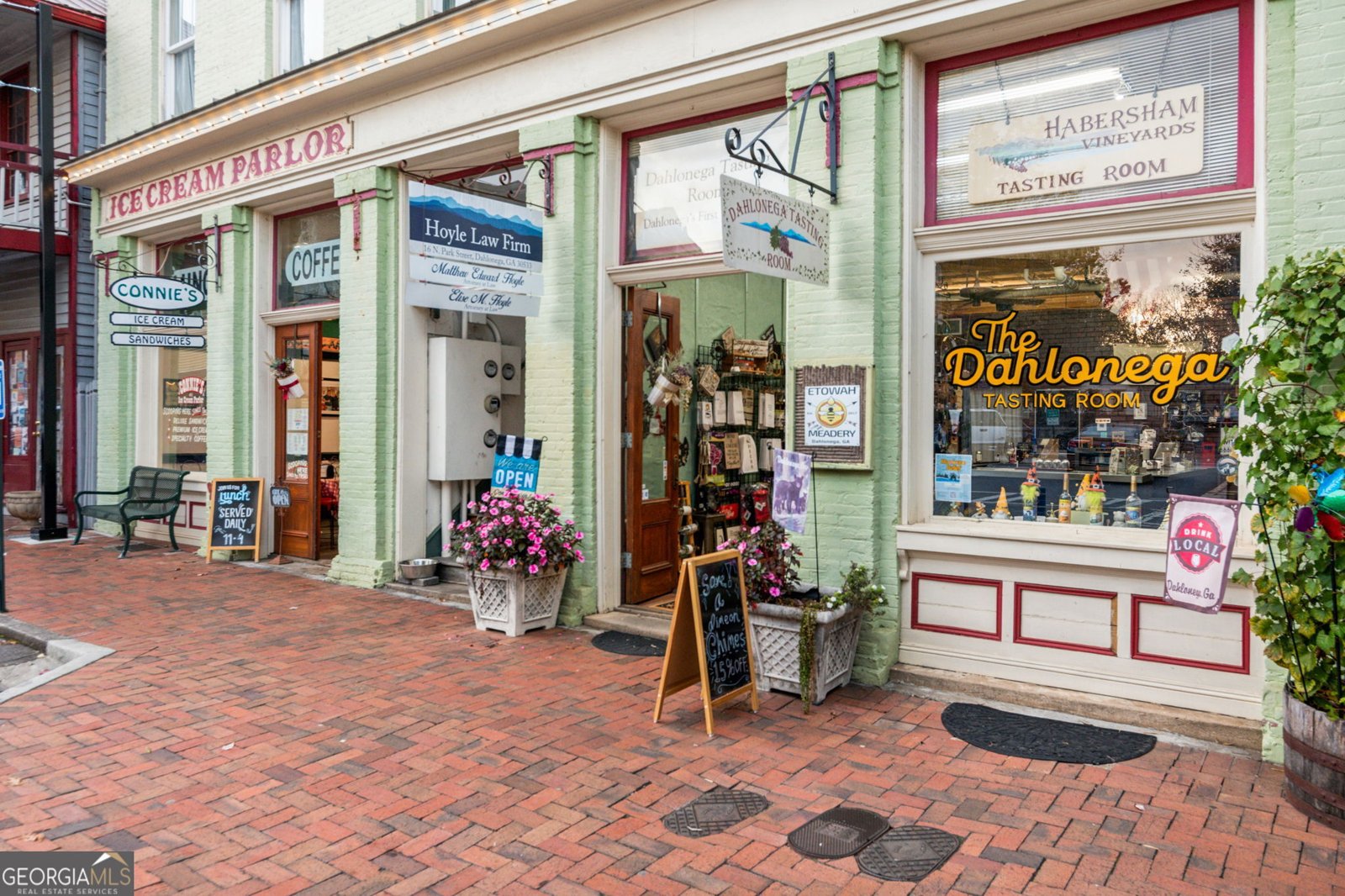 745 Captain Mcdonald Road Dahlonega - 27