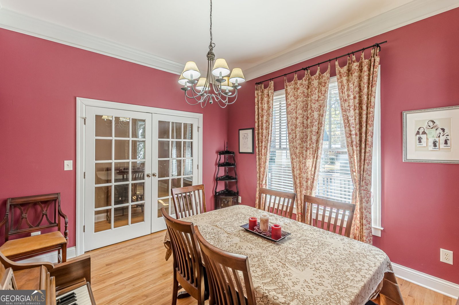 905 Custer Street Hapeville - 32