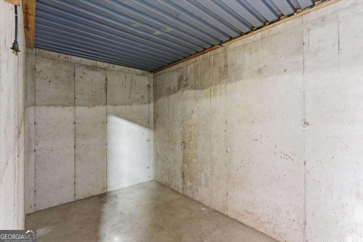 875 Knox Bridge Highway White - 39