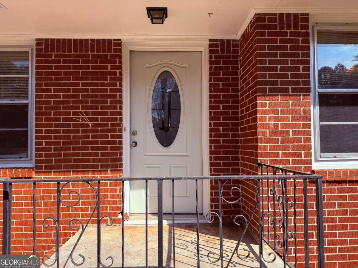 1226 Hickory Drive Lilburn - 3