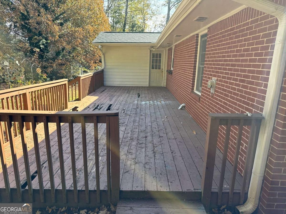 1226 Hickory Drive Lilburn - 35