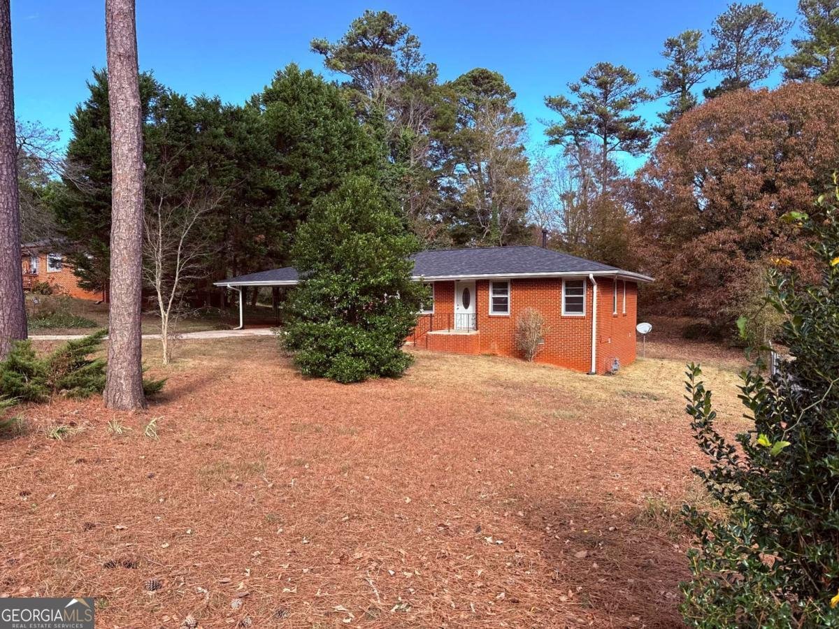 1226 Hickory Drive Lilburn - 44