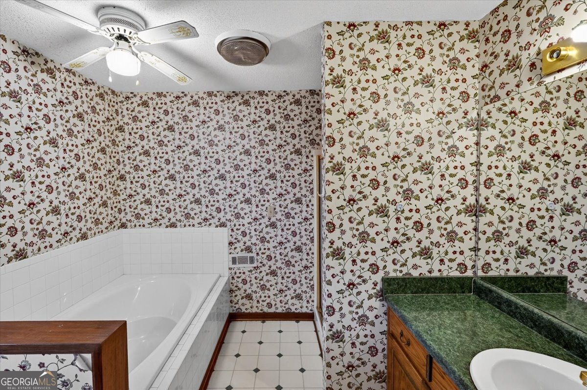 5682 Hartley Bridge Road Macon - 16