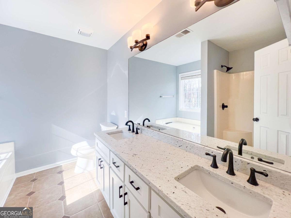 7357 RALEIGH Way Bethlehem - 13