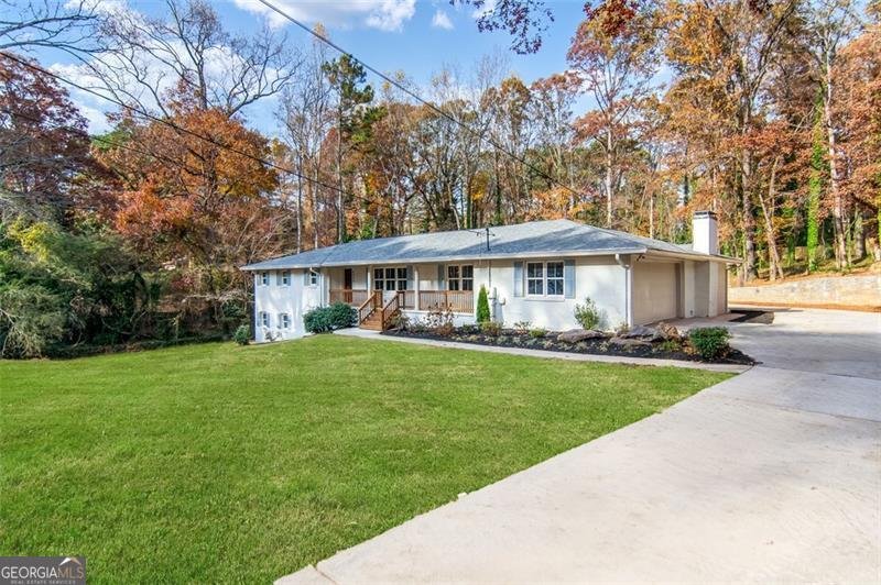 4956 Mountclaire Stone Mountain - 4