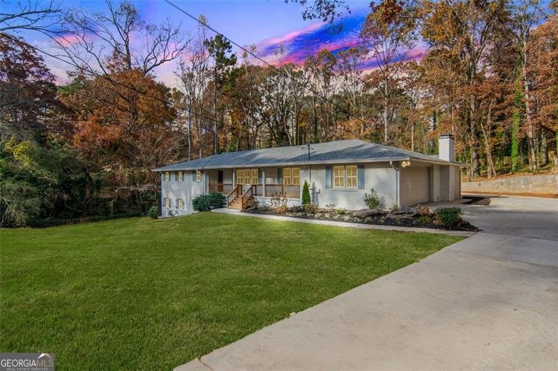 4956 Mountclaire Stone Mountain - 5