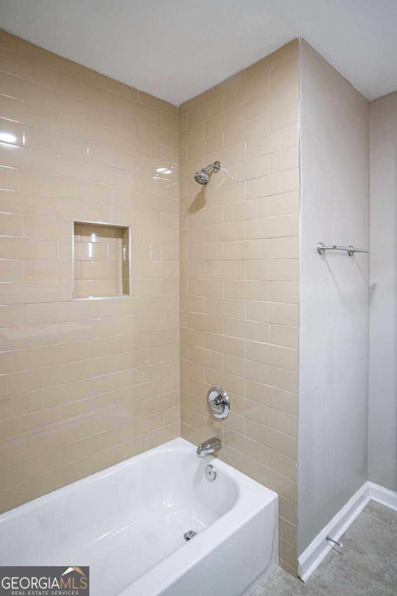 2282 Belmont Drive Decatur - 14