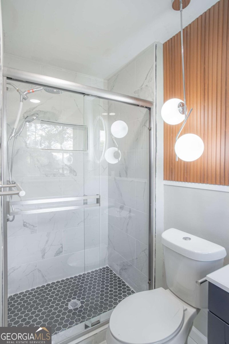 2282 Belmont Drive Decatur - 17