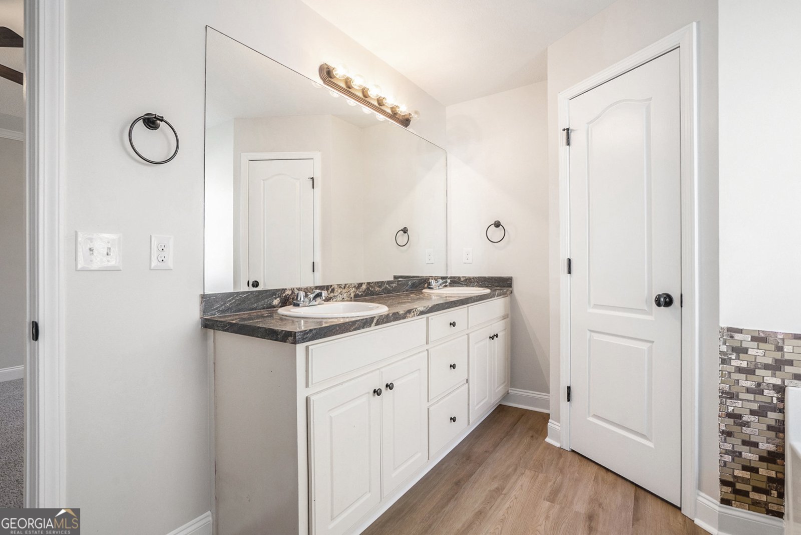 1556 Shoal Creek Drive Winder - 17