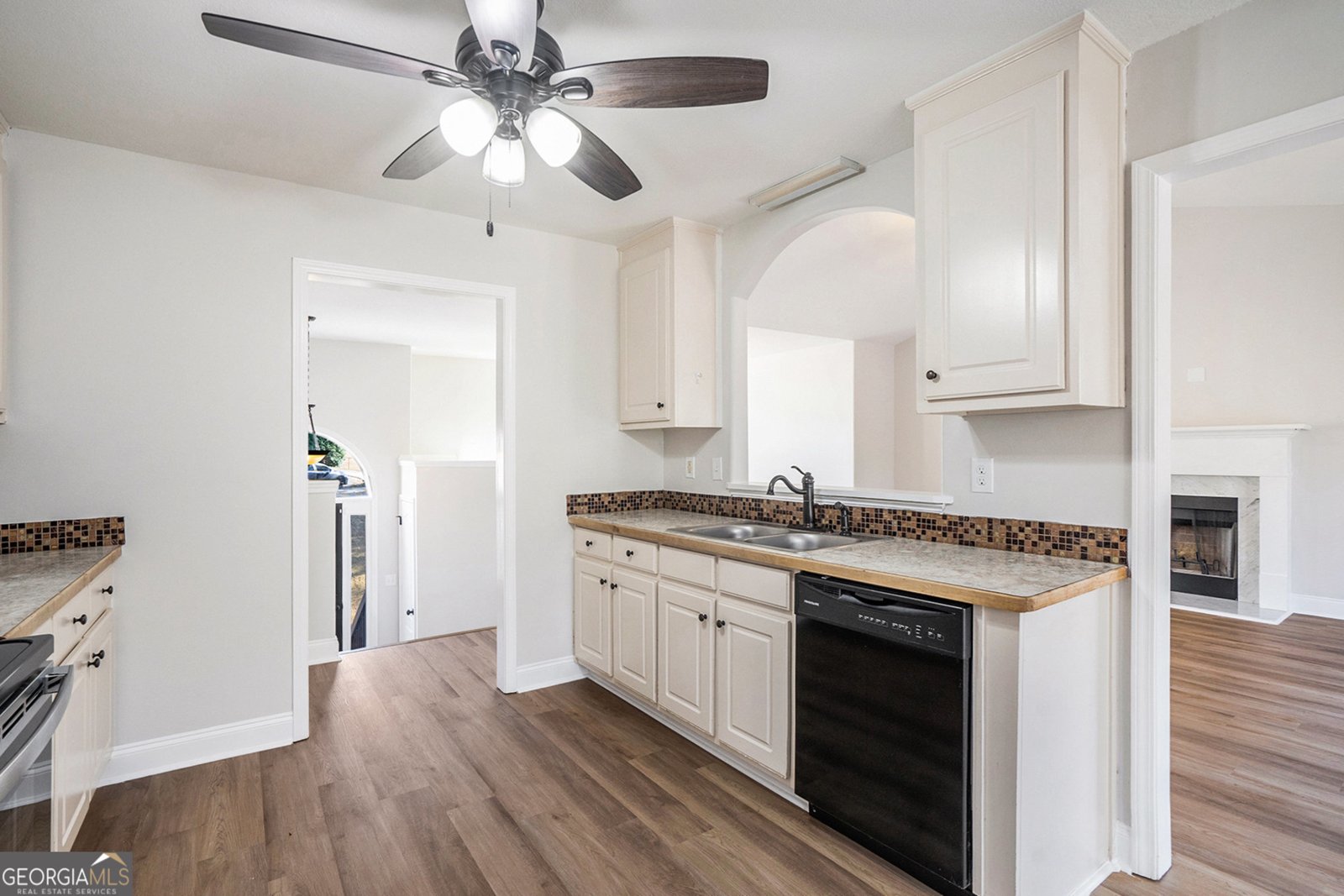 1556 Shoal Creek Drive Winder - 9