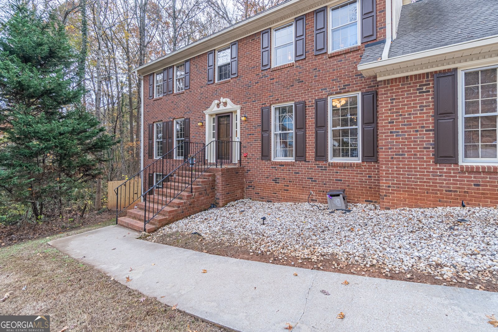 2291 RODAO Drive Lilburn - 4