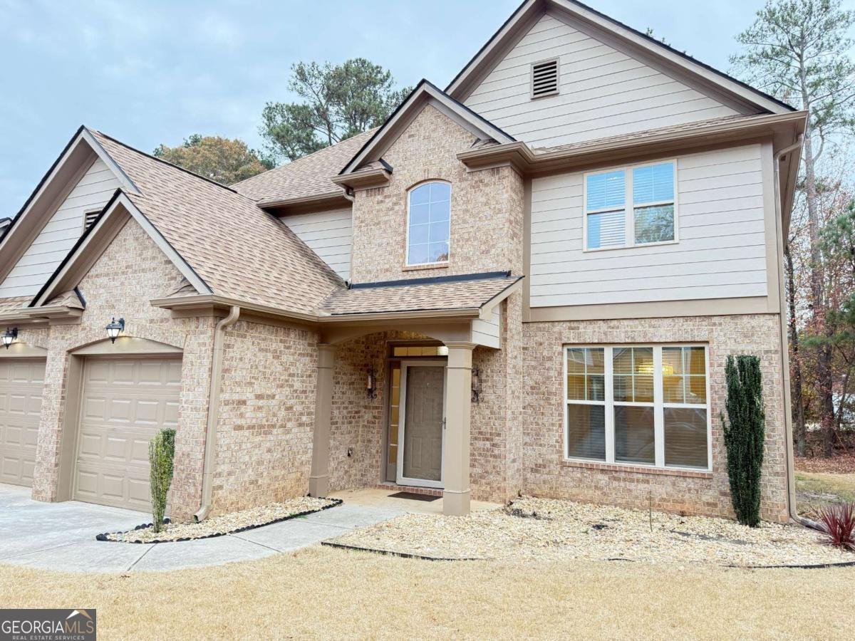 3925 Dunaire Drive Stone Mountain - 2