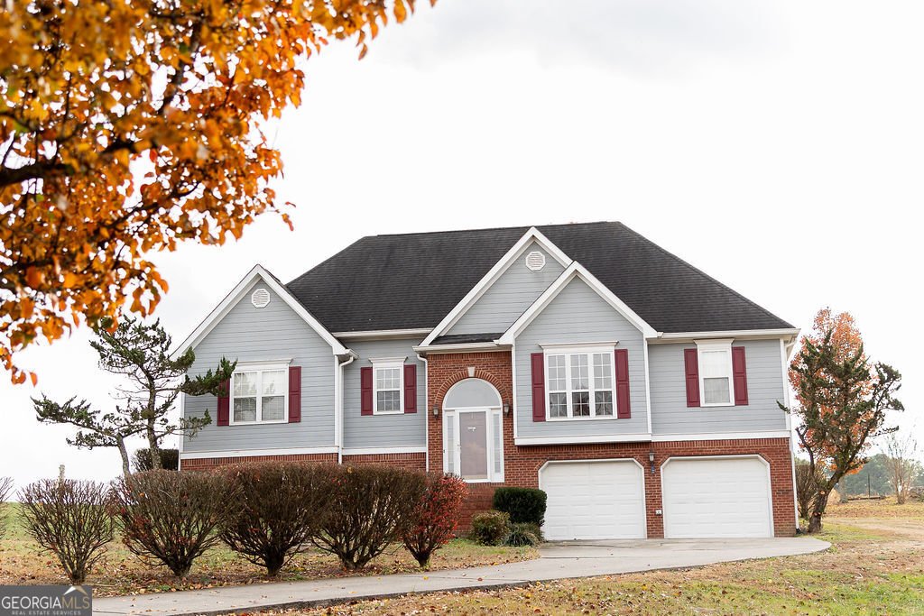 218 Golden Oaks Drive Lafayette - main photo