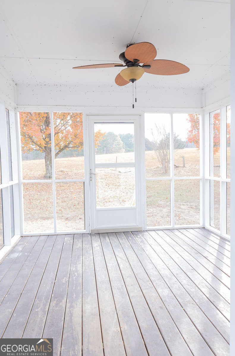 218 Golden Oaks Drive Lafayette - 33