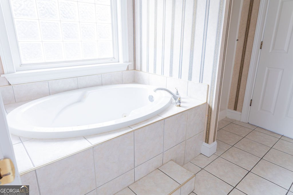 218 Golden Oaks Drive Lafayette - 38