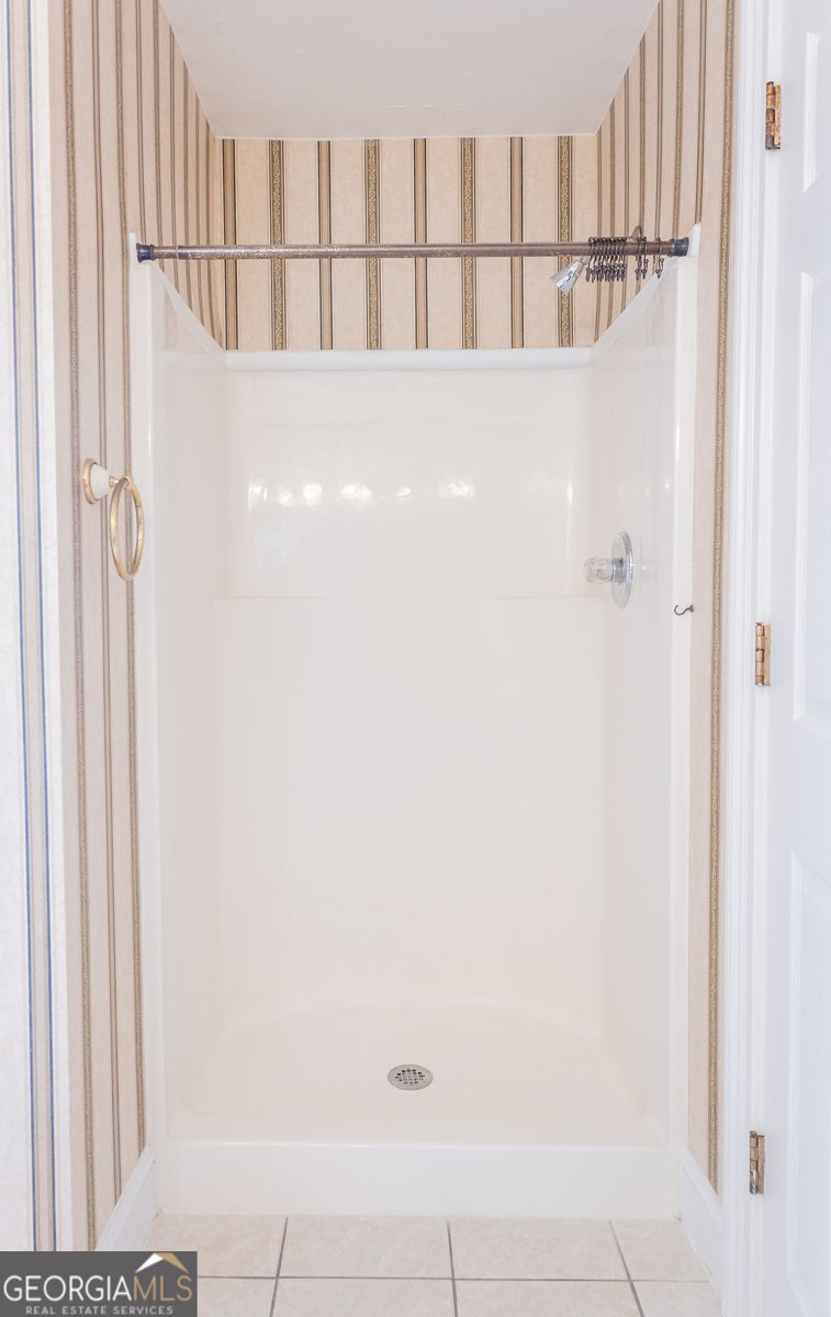 218 Golden Oaks Drive Lafayette - 40