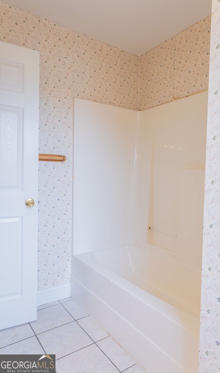 218 Golden Oaks Drive Lafayette - 45